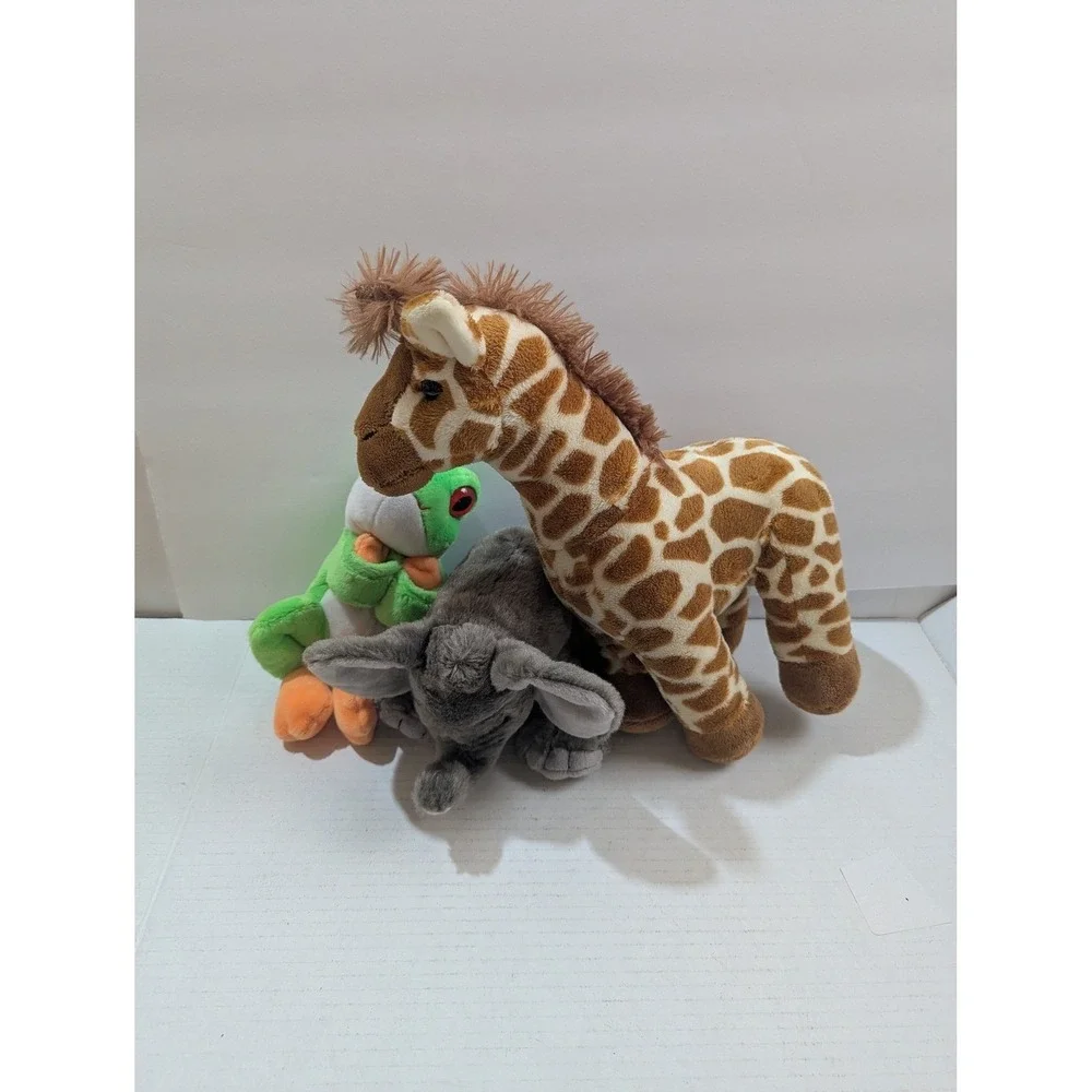Wild‎ Republic Plush Animal Lot Giraffe Elephant Red Eyed Tree Frog Stuffed Toys